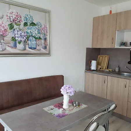 Diamond Eliska Apartment *